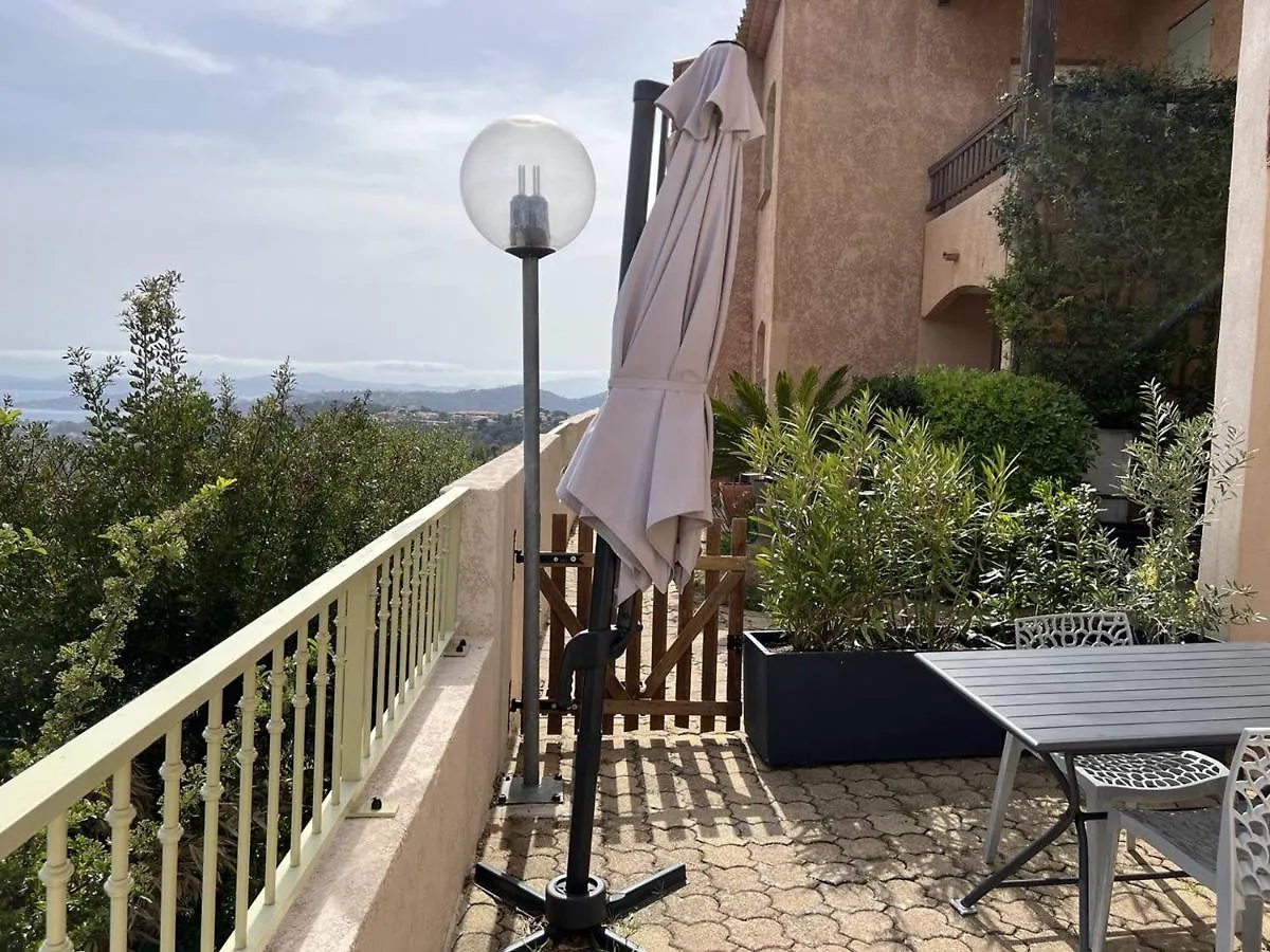 T2 Super Equipe Avec Terrasse, Piscine Et Climatisation - Fr-1-768-46 Apartment Les Issambres 0*,  France