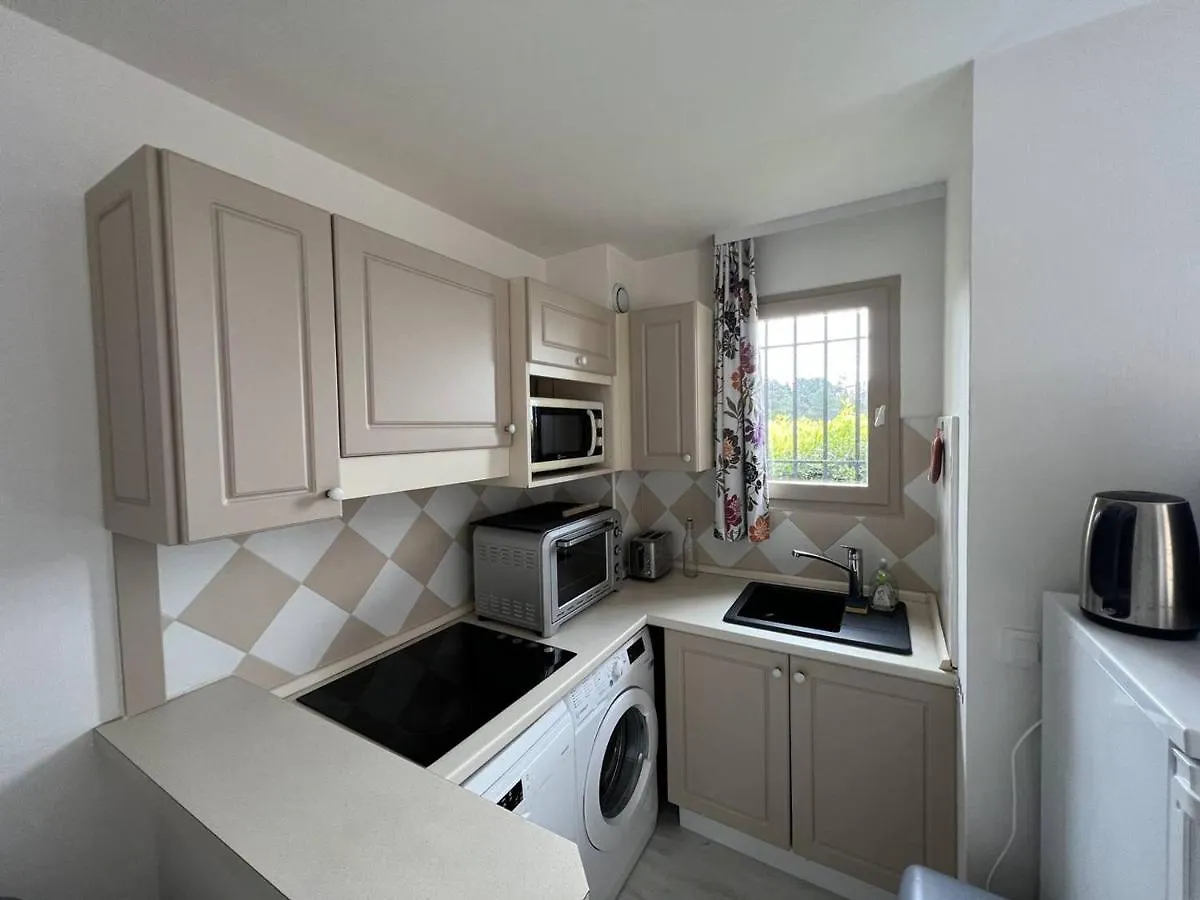 T2 Super Equipe Avec Terrasse, Piscine Et Climatisation - Fr-1-768-46 Apartment Les Issambres